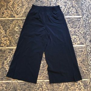 Lululemon Wanderer Culotte Navy